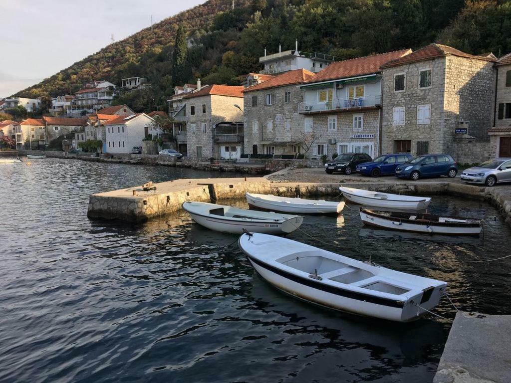 Villa House By The Sea à Tivat Extérieur photo